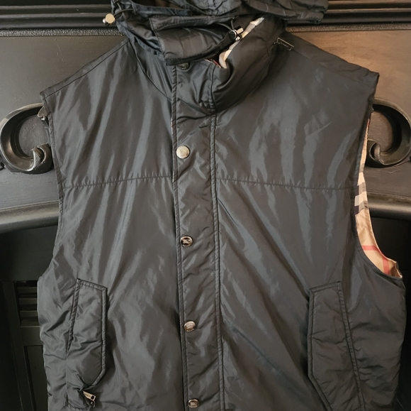 Burberry reversible puffer vest w/hood XXL - Picture 5 of 14